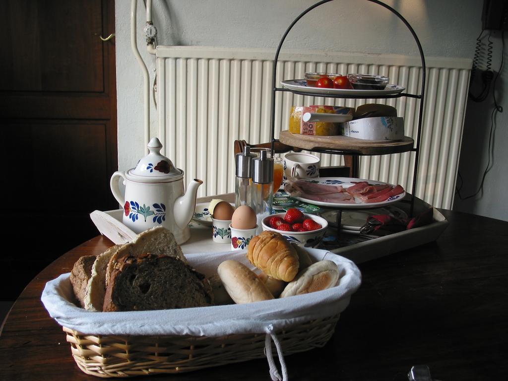 Bed and Breakfast De Hoge Peel à Heythuysen Extérieur photo