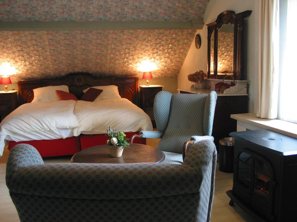 Bed and Breakfast De Hoge Peel à Heythuysen Chambre photo