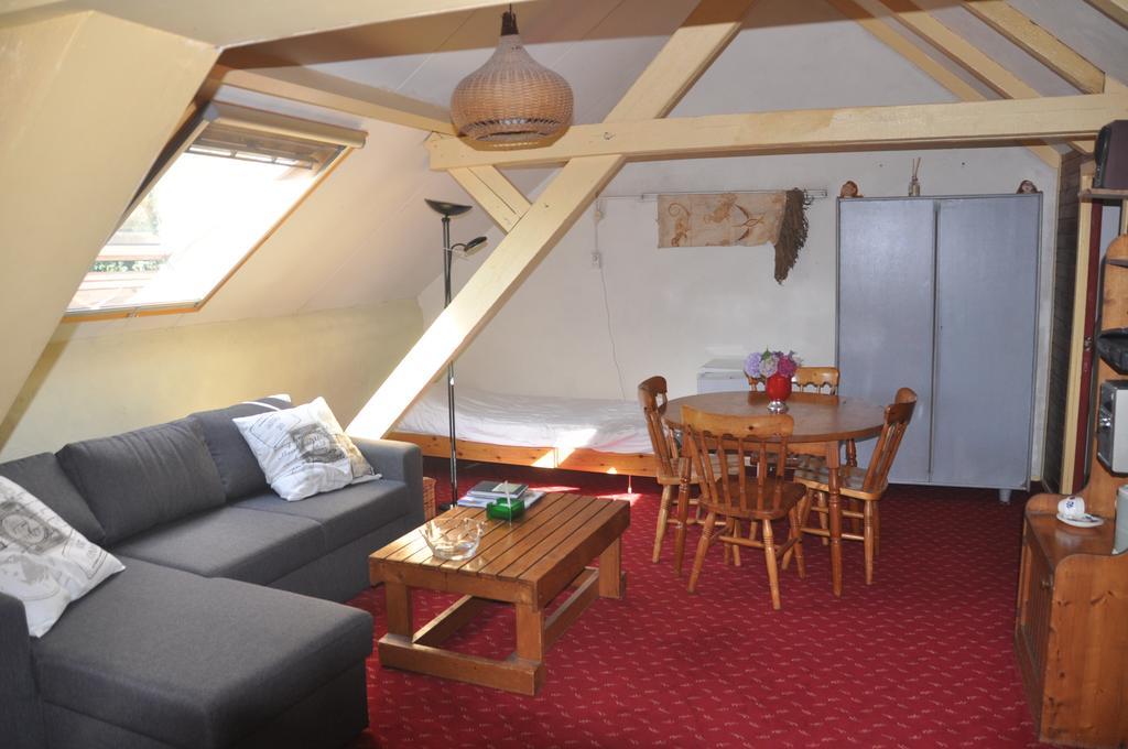 Bed and Breakfast De Hoge Peel à Heythuysen Extérieur photo