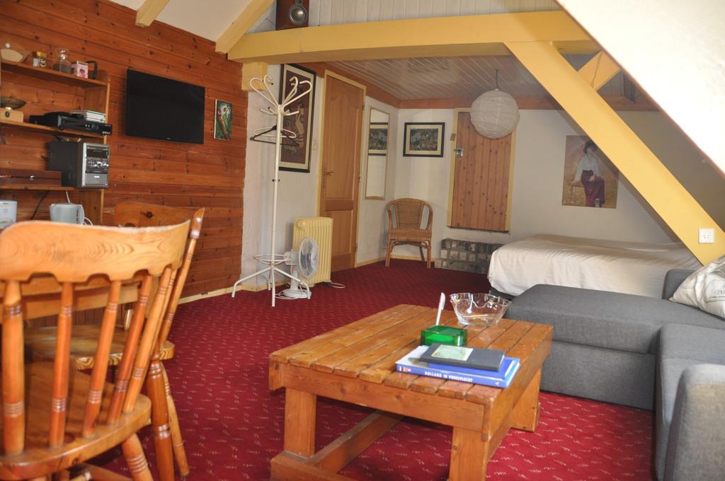 Bed and Breakfast De Hoge Peel à Heythuysen Extérieur photo